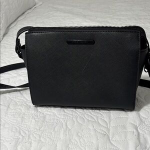 Steve Madden Elegant Black Crossbody Bag Women’s